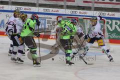 DEL - Eishockey - Saison 2020/21 - ERC Ingolstadt - Eisbären Berlin - Wayne Simpson (#21 ERCI) - Mathias Niederberger Torwart (#35 Berlin) - Foto: Jürgen Meyer