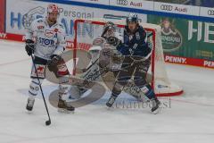 Penny DEL - Eishockey - Saison 2021/22 - ERC Ingolstadt - Schwenninger Wild Wings -  Der 1:1 Ausgleichstreffer durch Louis-Marc Aubry (#11 ERCI) - jubel - Joacim Eriksson Torwart (#60 Schwenningen) - Foto: Jürgen Meyer