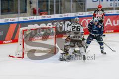 Penny DEL - Eishockey - Saison 2021/22 - ERC Ingolstadt - Krefeld Pinguine - Patrik Hersley (#26 Krefeld) - Nikita Quapp Torwart (#31 Krefeld) - Frederik Storm (#9 ERCI) -  Foto: Jürgen Meyer