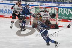 Penny DEL - Eishockey - Saison 2021/22 - ERC Ingolstadt - Kölner Haie - Chris Bourque (#77 ERCI) - Justin Pogge Torwart (#49 Köln) - David Warsofsky (#55 ERCI) -  Foto: Stefan Bösl