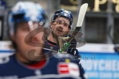 Penny DEL - Eishockey - Saison 2021/22 - ERC Ingolstadt - Krefeld Pinguine - Wayne Simpson (#21 ERCI) - nach dem Spiel -  Foto: Jürgen Meyer