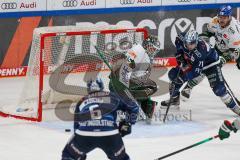 Penny DEL - Eishockey - Saison 2021/22 - ERC Ingolstadt - Augsburger Panther - Markus Keller Torwart (#35 Augsburg) - Justin Feser (#71 ERCI) -  Foto: Stefan Bösl
