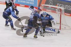 DEL - Eishockey - Saison 2020/21 - ERC Ingolstadt - Schwenninger Wild Wings - Michael Garteig Torwart (#34 ERCI) - Darin Olver (#40 Schwenningen) - Foto: Jürgen Meyer