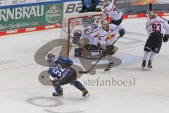 DEL - Eishockey - Saison 2020/21 - ERC Ingolstadt - EHC Red Bull München - Petrus Palmu (#52 ERCI) - Danny aus den Birken Torwart (#33 München) - Foto: Jürgen Meyer