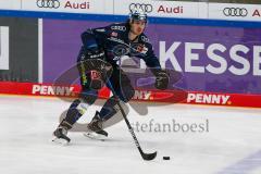 Penny DEL - Eishockey - Saison 2021/22 - ERC Ingolstadt - Red Bull München -  Louis-Marc Aubry (#11 ERCI) - Foto: Jürgen Meyer
