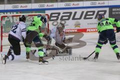 DEL - Eishockey - Saison 2020/21 - ERC Ingolstadt - Nürnberg Ice Tigers - Daniel Pietta (#86 ERCI) - Ilya Sharipov Torwart (43 Nürnberg) - Brandon Defazio (#24 ERCI) - Foto: Jürgen Meyer