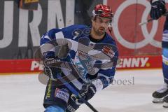 DEL - Eishockey - Saison 2020/21 - ERC Ingolstadt - EHC Red Bull München - Colton Jobke (#7 ERCI) beim warm machen - Foto: Jürgen Meyer