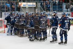 Penny DEL - Eishockey - Saison 2021/22 - ERC Ingolstadt - Krefeld Pinguine - Die Spieler nach dem Spiel -  Foto: Jürgen Meyer