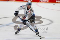 DEL - Vorbereitungsspiel - Saison 2021/22 - ERC Ingolstadt - Rytiri Kladno - Mathew Bodie (#22 ERCI) - beim warm machen  -Foto: Jürgen Meyer