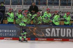 DEL - Eishockey - Saison 2020/21 - ERC Ingolstadt - Nürnberg Ice Tigers  - Der 3:0 Treffer durch Samuel Soramies (#28 ERCI) - jubel -  Abklatschen an der Bande - Foto: Jürgen Meyer