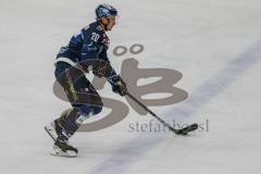 Penny DEL - Eishockey - Saison 2021/22 - ERC Ingolstadt - Grizzlys Wolfsburg - Emil Quaas (#20 ERCI) -  Foto: Jürgen Meyer