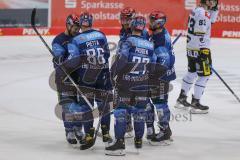 DEL - Eishockey - Saison 2020/21 - ERC Ingolstadt - Krefeld Pinguine - Der 2:1 Führungstreffer durch Daniel Pietta (#86 ERCI) - jubel - Foto: Jürgen Meyer