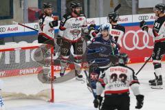 Penny DEL - Eishockey - Saison 2021/22 - ERC Ingolstadt - Kölner Haie - Der 0:1 Führungstreffer durch Jon Matsumoto (#10 Köln) - jubel -  Foto: Stefan Bösl