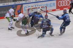 DEL - Eishockey - Saison 2020/21 - ERC Ingolstadt - Augsburger Panther - #Der 1:1 Ausgleichstreffer durch T.J. Trevelyan (#24 Augsburg) - Nicolas Daws Torwart (#35 ERCI) - Mathew Bodie (#22 ERCI) - Foto: Jürgen Meyer