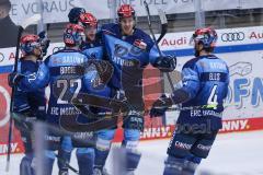 DEL - Eishockey - ERC Ingolstadt - Düsseldorfer EG - entscheidendes 4:3 Tor Jubel Petrus Palmu (52 ERC) #Mathew Bodie (22 ERC) Louis-Marc Aubry (11 ERC) Morgan Ellis (4 ERC)