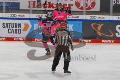 Penny DEL - Eishockey - Saison 2021/22 - ERC Ingolstadt - Nürnberg Ice Tigers - Der 5:0 Führungstreffer durch Louis-Marc Aubry (#11 ERCI) - Mirko Höflin (#10 ERCI) -  - jubel -  Foto: Jürgen Meyer