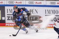 DEL; ERC Ingolstadt - Eisbären Berlin; Patrik Virta (Nr.11 - ERC)