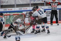 DEL - ERC Ingolstadt - Nürnberg Ice Tigers; Tor Jubel Treffer Samuel Soramies (28 - ERC) 1:0 Puck im Tor, Torwart Niklas Treutle (Nr.31 - Nürnberg Ice Tigers)Ryan Stoa (Nr.13 - Nürnberg Ice Tigers)