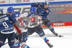 Penny DEL - Eishockey - Saison 2021/22 - ERC Ingolstadt - Adler Mannheim - Justin Feser (#71 ERCI) -  Foto: Meyer Jürgen
