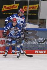 DEL - Eishockey - Saison 2020/21 - ERC Ingolstadt - EHC Red Bull München - Colton Jobke (#7 ERCI) beim warm machen - Foto: Jürgen Meyer