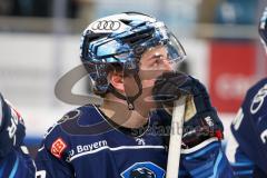 Penny DEL - Pre-Playoff - Spiel 2 - Eishockey - Saison 2021/22 - ERC Ingolstadt - Kölner Haie - Traurige Gesichter nach dem ausscheiden - Enrico Henriquez-Morales (#52 ERCI) -  Foto: Jürgen Meyer