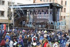 ERC Ingolstadt - Vizemeisterschaftsfeier am Rathausplatz - Saison 2022/2023 - U20 Mannschaft auf der Bühne - Foto: Meyer Jürgen