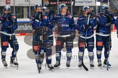 Penny DEL - Pre-Playoff - Spiel 2 - Eishockey - Saison 2021/22 - ERC Ingolstadt - Kölner Haie - Traurige Gesichter nach dem ausscheiden - Wojciech Stachowiak (#19 ERCI) - Tim McGauley (#23 ERCI) - Enrico Henriquez-Morales (#52 ERCI) - Emil Quaas (#20 ERCI