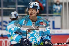 Penny DEL - Eishockey - Saison 2021/22 - ERC Ingolstadt - Krefeld Pinguine - Tim McGauley (#23 ERCI) beim warm machen  -  Foto: Jürgen Meyer