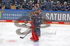Penny DEL - Eishockey - Saison 2021/22 - ERC Ingolstadt - Grizzlys Wolfsburg -  Starting Six - Danny Taylor Torwart (#70 ERCI) - Daniel Pietta (#86 ERCI) - Fabio Wagner (#5 ERCI) - Foto: Jürgen Meyer