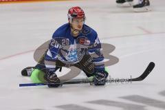 DEL - Eishockey - Saison 2020/21 - ERC Ingolstadt - Eisbären Berlin - Emil Quaas (#20 ERCI) beim warm machen - Foto: Jürgen Meyer