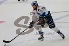 DEL - Vorbereitungsspiel - Saison 2021/22 - ERC Ingolstadt - Rytiri Kladno - Louis Brune (#50 ERCI) beim warm machen -  Foto: Jürgen Meyer