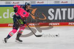 Penny DEL - Eishockey - Saison 2021/22 - ERC Ingolstadt - Nürnberg Ice Tigers - Louis-Marc Aubry (#11 ERCI) -  Foto: Jürgen Meyer