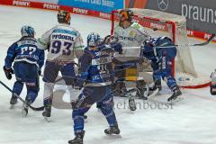 Penny DEL - Eishockey - Saison 2021/22 - ERC Ingolstadt - Eisbären Berlin -  Der 1:3 Führungstreffer durch Marcel Noebels (Nr.92 - Eisbären Berlin) - Danny Taylor Torwart (#70 ERCI) - Foto: Jürgen Meyer