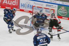 Penny DEL - Eishockey - Saison 2021/22 - ERC Ingolstadt - Kölner Haie - Frederik Storm (#9 ERCI) - Karri Rämö Torwart (#31 ERCI) - Landon Ferraro (#39 Köln) -  Foto: Stefan Bösl