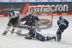 Penny DEL - Eishockey - Saison 2021/22 - ERC Ingolstadt - Krefeld Pinguine - Karri Rämö Torwart (#31 ERCI) - Alexander Weiss (#43 Krefeld) - Mathew Bodie (#22 ERCI) -  Foto: Jürgen Meyer