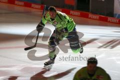 DEL - Eishockey - Saison 2020/21 - ERC Ingolstadt - Nürnberg Ice Tigers  - Colton Jobke (#7 ERCI) beim Einlaufen - Foto: Jürgen Meyer