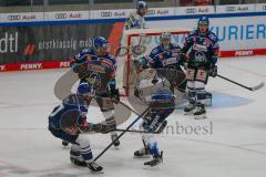 DEL - Vorbereitungsspiel - Saison 2021/22 - ERC Ingolstadt - Rytiri Kladno - Louis-Marc Aubry (#11 ERCI) - Bow Landon Torwart (#29 Rytiri Kladno) - Foto: Meyer Jürgen