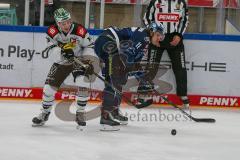 Penny DEL - Eishockey - Saison 2021/22 - ERC Ingolstadt - Krefeld Pinguine - Louis-Marc Aubry (#11 ERCI) -  Foto: Jürgen Meyer