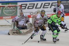 DEL - Eishockey - Saison 2020/21 - ERC Ingolstadt - Eisbären Berlin - John Ramage (#55 Berlin) - Mathias Niederberger Torwart (#35 Berlin) - Frederik Storm (#9 ERCI) - Foto: Jürgen Meyer