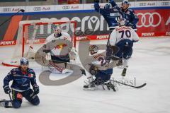 Penny DEL - Eishockey - Saison 2021/22 - ERC Ingolstadt - EHC Red Bull München -  Der 1:1 Ausgleichstreffer durch Chris Bourque (#77 ERCI) - Danny aus den Birken Torwart (#33 München) - Frederik Tiffels (#11 München) - jubel - Foto: Jürgen Meyer