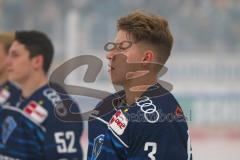 Penny DEL - Eishockey - Saison 2021/22 - ERC Ingolstadt - Red Bull München - Simon Gnyp (#3 ERCI) vor dem Spiel  -  Foto: Jürgen Meyer