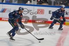 Penny DEL - Eishockey - Saison 2021/22 - ERC Ingolstadt - EHC Red Bull München - Louis-Marc Aubry (#11 ERCI) -  Foto: Jürgen Meyer