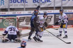 DEL - ERC Ingolstadt - Eisbären Berlin - Playoffs HF - Tor 1:0 Jubel Tim Wohlgemuth (33 - ERC) Frederik Storm (9 ERC) Torwart Mathias Niederberger (Nr.35 - Eisbären Berlin)