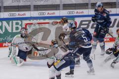 DEL - Eishockey - ERC Ingolstadt - Eisbären Berlin - Tor Jubel Treffer Fabio Wagner (5 - ERC) Louis-Marc Aubry (11 - ERC) #Torwart Tobias Ancicka (45 - Berlin)