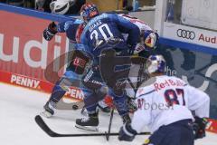 DEL - Eishockey - Saison 2020/21 - ERC Ingolstadt - EHC Red Bull München - Zweikampf an der Bande - Emil Quaas (#20 ERCI) - Foto: Jürgen Meyer