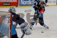 Championsleague - CHL - ERC Ingolstadt - Växjö Lakers (VLH) - Saison 2015/2016 - Björn Barta (#33 ERC Ingolstadt) - Foto: Jürgen Meyer