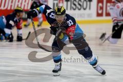 CHL - Eishockey - ERC Ingolstadt - Frölunda Göteborg - Saison 2015/2016 - Björn Barta (#33 ERC Ingolstadt) beim warm machen - Foto: Jürgen Meyer