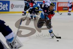 Championsleague - CHL - ERC Ingolstadt - Växjö Lakers (VLH) - Saison 2015/2016 - Björn Barta (#33 ERC Ingolstadt) - Foto: Jürgen Meyer