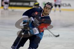 CHL - Eishockey - ERC Ingolstadt - Frölunda Göteborg - Saison 2015/2016 - John Laliberte (#15 ERC Ingolstadt) beim warm machen - Topscorer - Foto: Jürgen Meyer