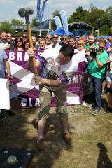 ERC Ingolstadt - Bayrisch-Schottisches Fanfest - Braehead Fan`s bei Hau den Lukas - Foto: Jürgen Meyer